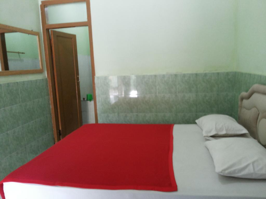 Pasir Putih Resort Бенгкулу Номер фото